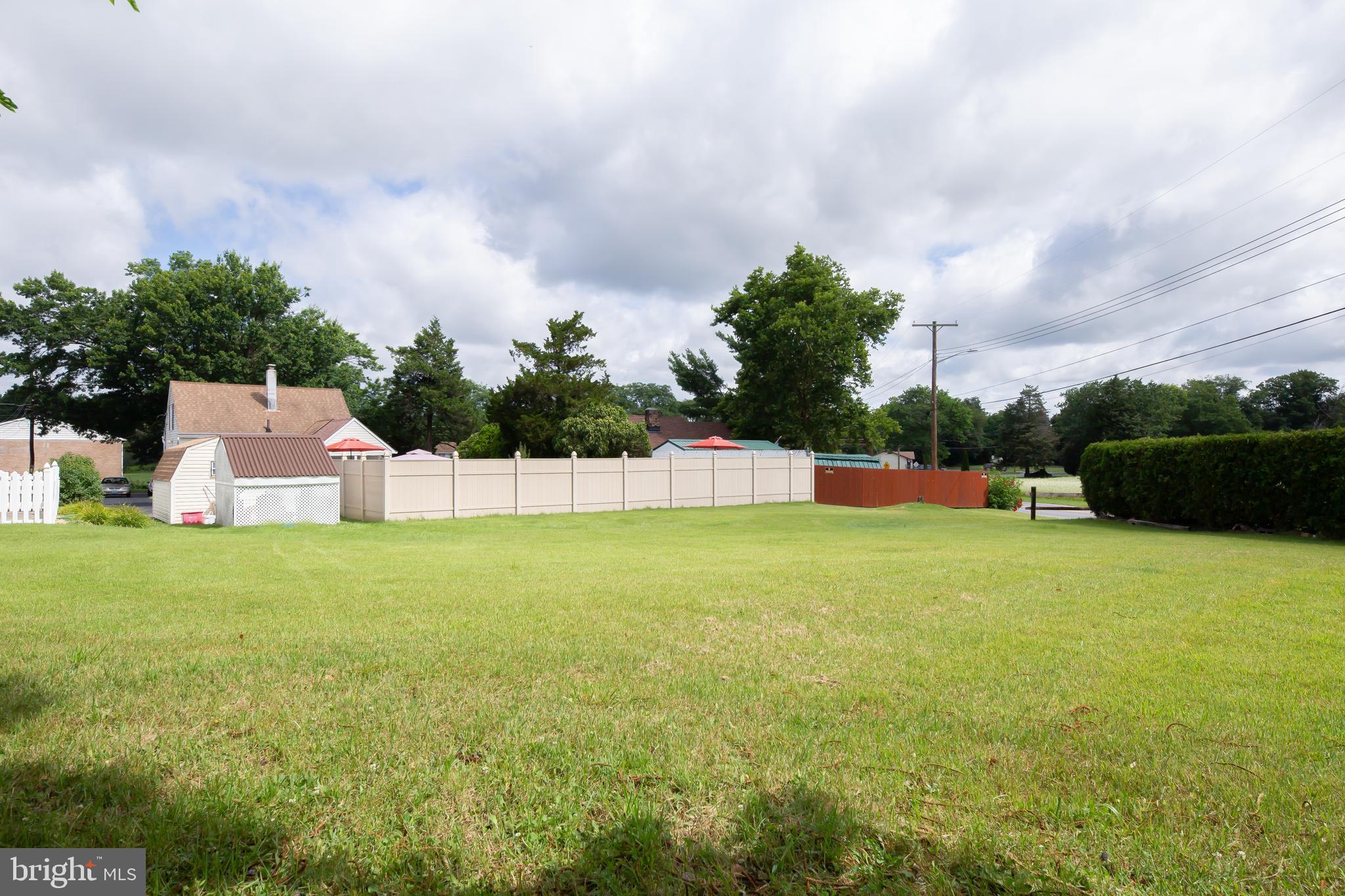 451 West Walnut Road Vineland, NJ 08360 - Photo 32 of 34 Lot directly in back of pool with street access!