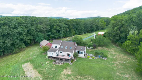 $899,500 | 408 Rattlesnake Hill Road, Meshoppen, PA 18630