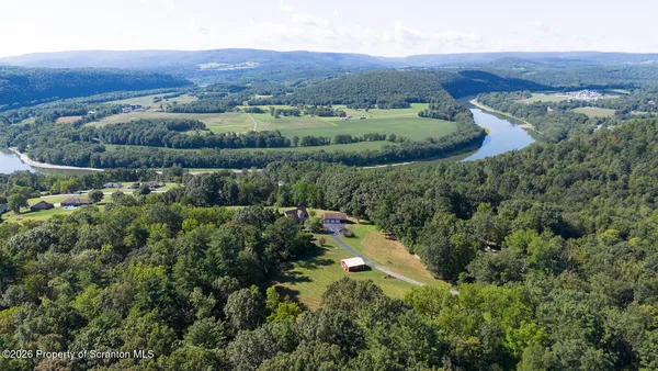 $899,500 | 408 Rattlesnake Hill Road, Meshoppen, PA 18630