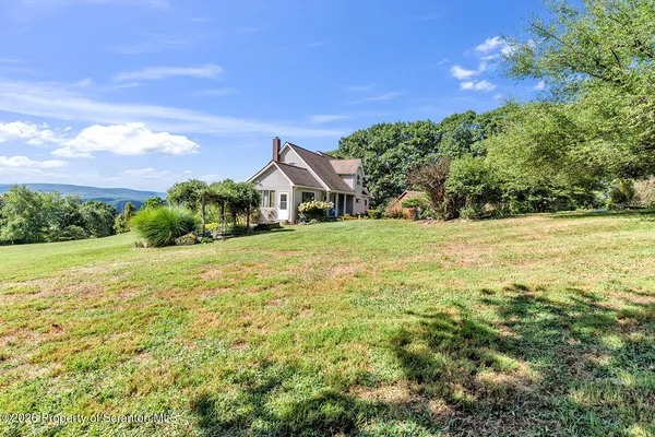 $899,500 | 408 Rattlesnake Hill Road, Meshoppen, PA 18630