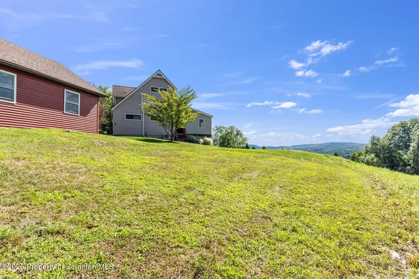 $899,500 | 408 Rattlesnake Hill Road, Meshoppen, PA 18630