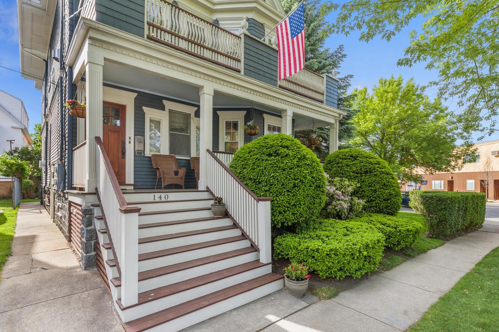 140 Highland Road Somerville, MA 02144 - Photo 3 of 41 Gallery Image 3