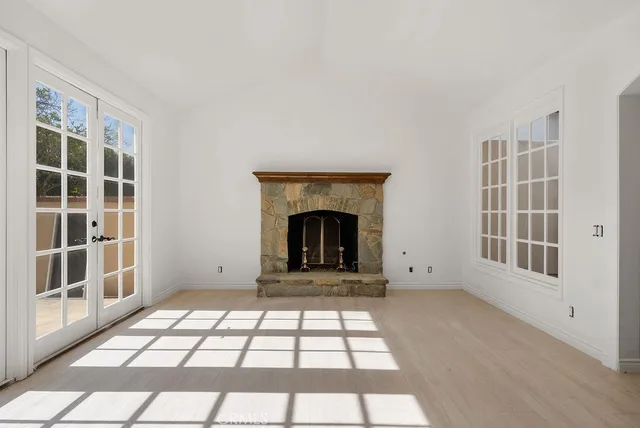 $2,380,000 | 19371 Woodlands Drive, Huntington Beach, CA 92648