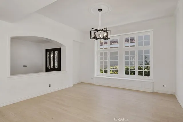 $2,380,000 | 19371 Woodlands Drive, Huntington Beach, CA 92648