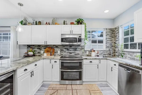 $5,300 | 3122 West Grace Street, Tampa, FL 33607