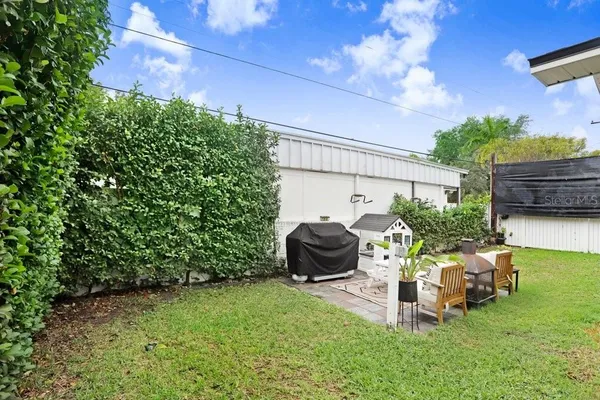 $5,300 | 3122 West Grace Street, Tampa, FL 33607
