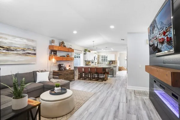 $5,300 | 3122 West Grace Street, Tampa, FL 33607