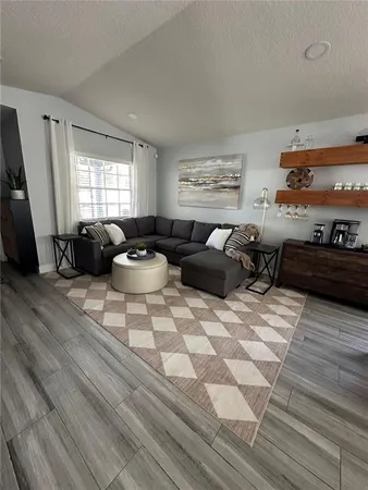 $5,300 | 3122 West Grace Street, Tampa, FL 33607