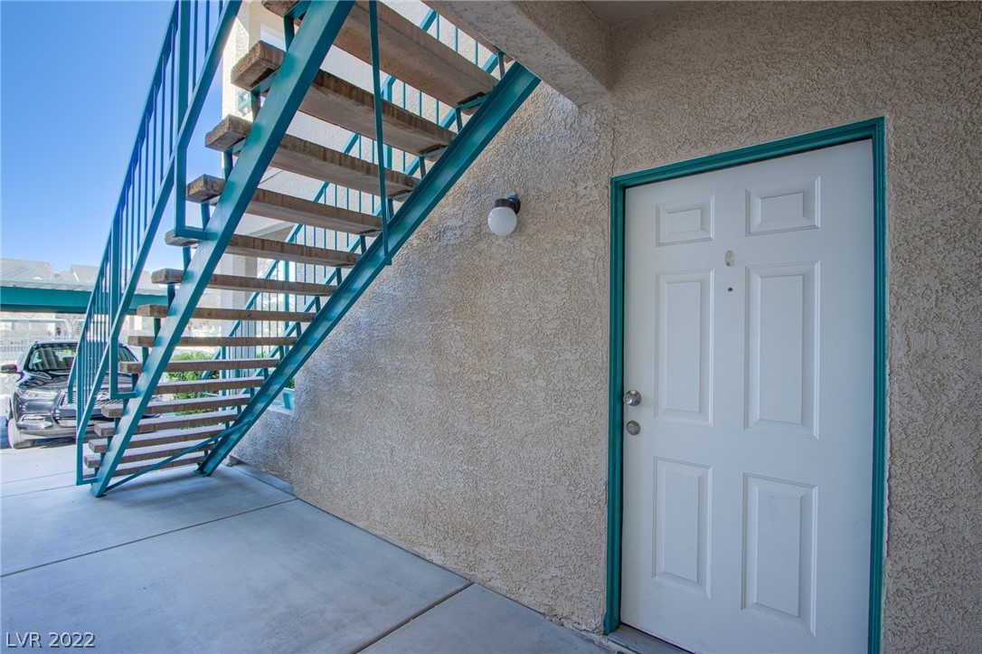 5271 South Lindell Road, Unit 101 Las Vegas, NV 89118 - Photo 11 of 15 Gallery Image 11