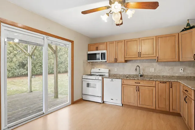 $260,000 | 4807 Paulsen Street, McHenry, IL 60051