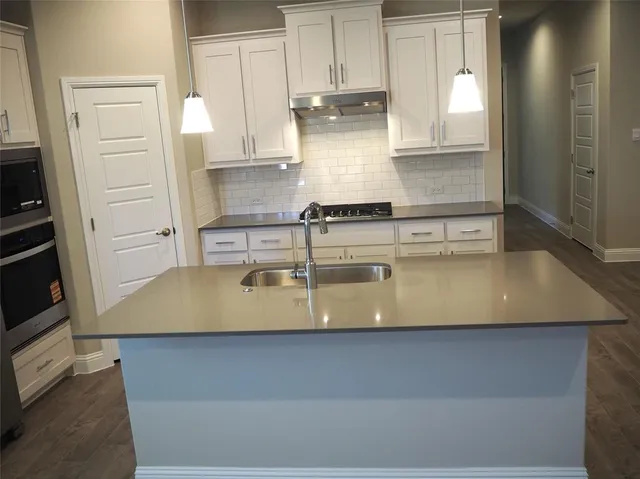 $2,700 | 2505 Starling Street, Denton, TX 76205