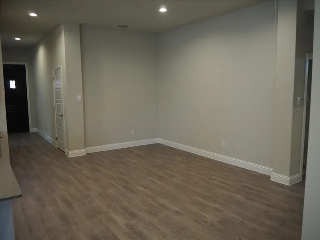 $2,700 | 2505 Starling Street, Denton, TX 76205