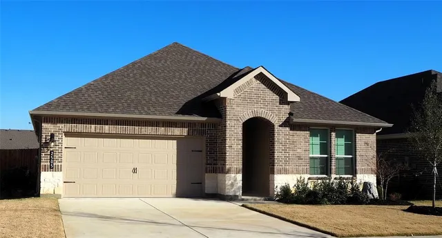 $2,700 | 2505 Starling Street, Denton, TX 76205