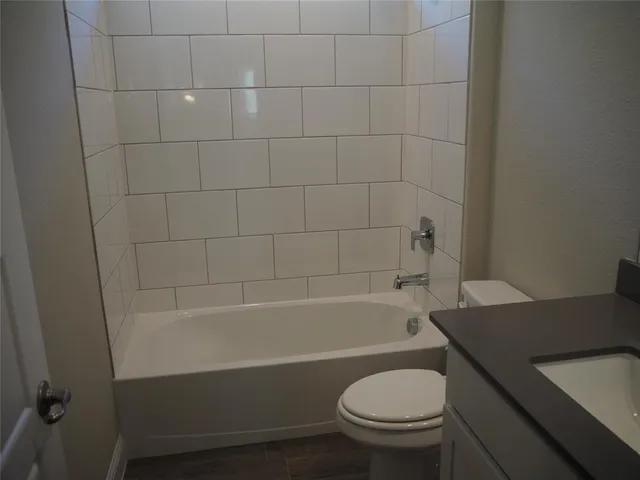 $2,700 | 2505 Starling Street, Denton, TX 76205