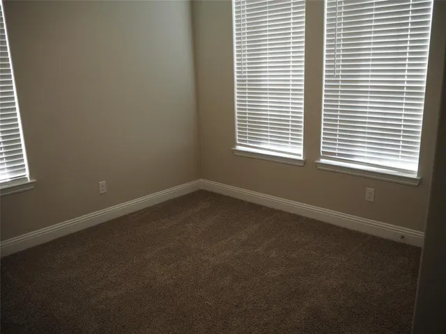 $2,700 | 2505 Starling Street, Denton, TX 76205