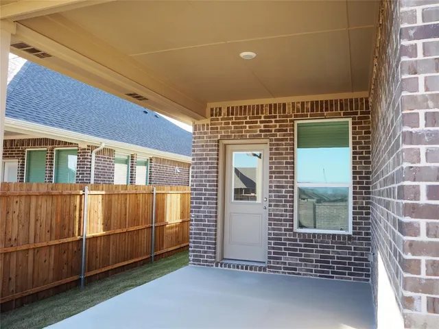 $2,700 | 2505 Starling Street, Denton, TX 76205