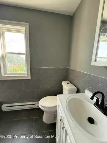 $1,300 | 713 Cherry Street, Unit 2, Scranton, PA 18505