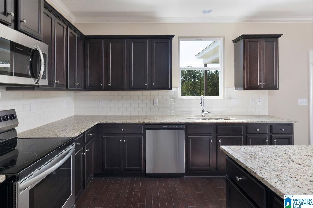 4039 Laura Lane Chelsea, AL 35043 - Photo 14 of 34