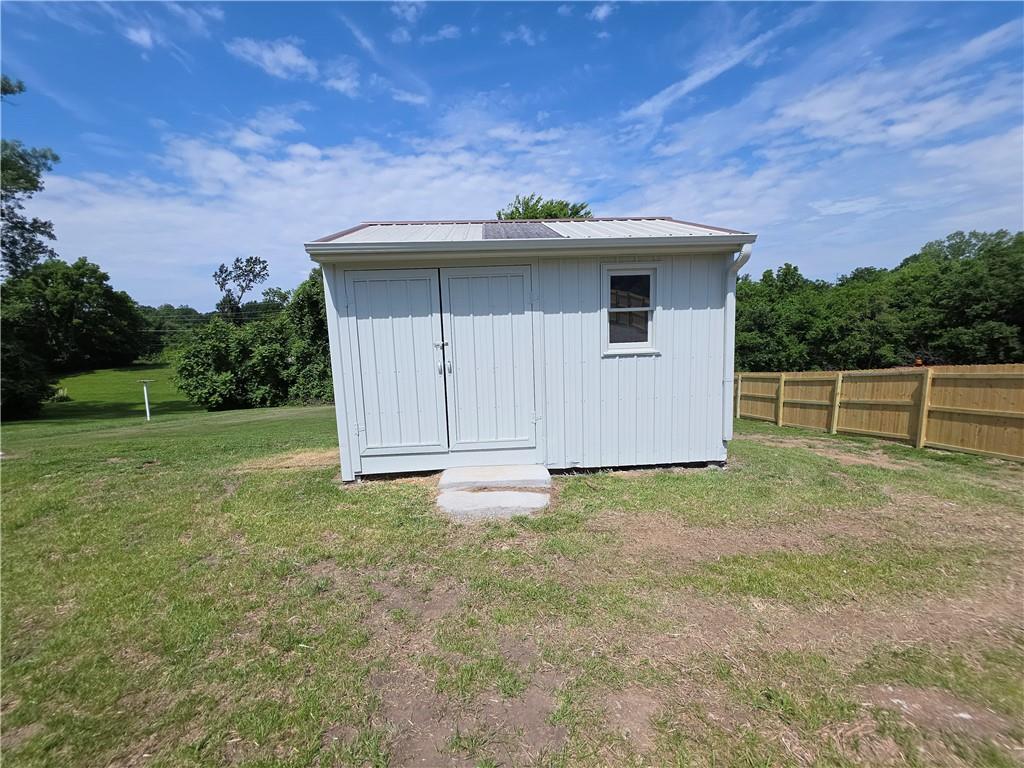 1704 Rte 291 Independence, MO 64050 - Photo 40 of 43