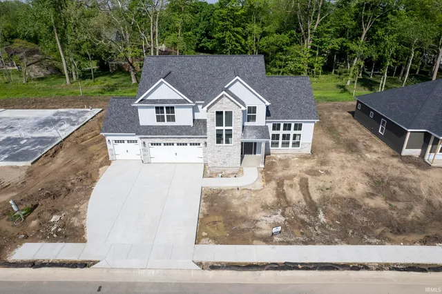 $449,900 | 840 South Hoke Avenue, Frankfort, IN 46041