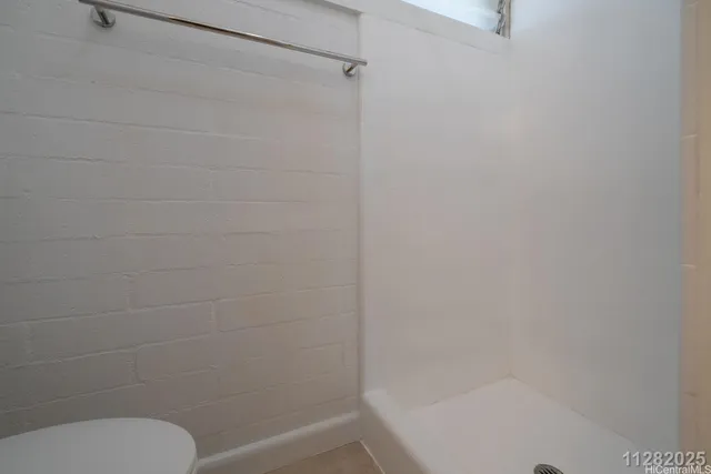 $5,195 | 4544 Mahie Street, Unit MAIN), Honolulu, HI 96818