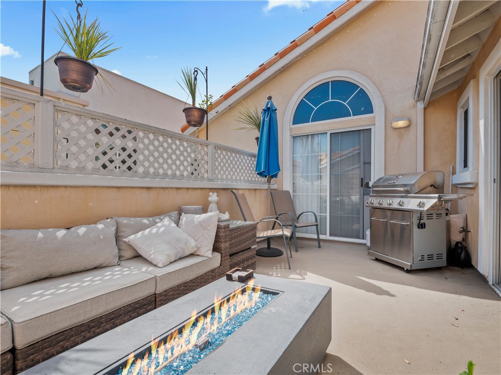 2517 Rockefeller Lane, Unit B Redondo Beach, CA 90278 - Photo 15 of 36