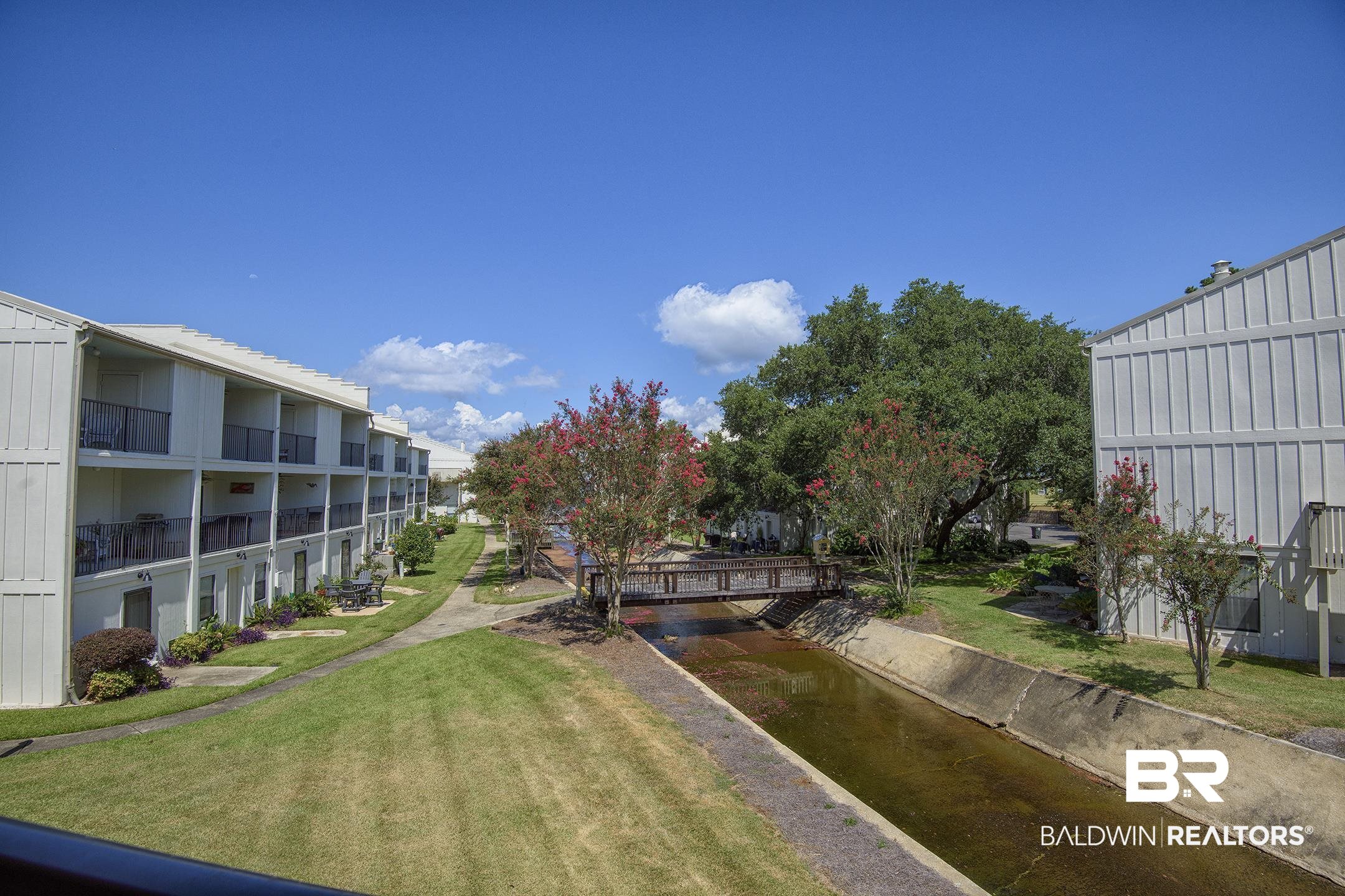 710 South Mobile Street, Unit 30 Fairhope, AL 36532 - Photo 32 of 39