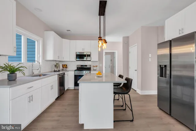 $1,199,900 | 23 Arnold Lane, Robbinsville, NJ 08691