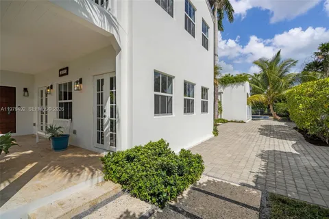 $3,590,000 | 707 West 54th Street, Miami Beach, FL 33140