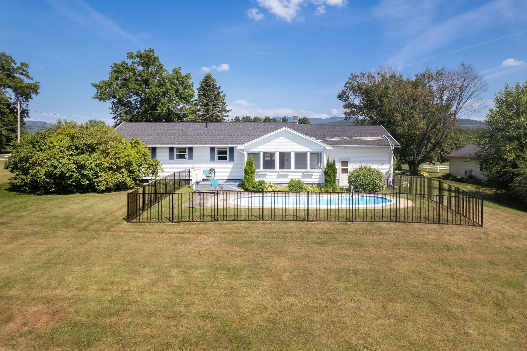 678 Corn Hill Road Pittsford, VT 05763 - Photo 5 of 29