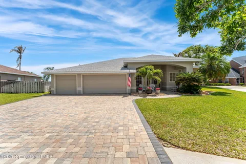 $825,000 | 122 Windward Way, Indian Harbour Beach, FL 32937