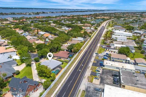 $825,000 | 122 Windward Way, Indian Harbour Beach, FL 32937