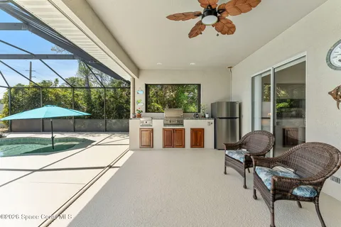 $825,000 | 122 Windward Way, Indian Harbour Beach, FL 32937