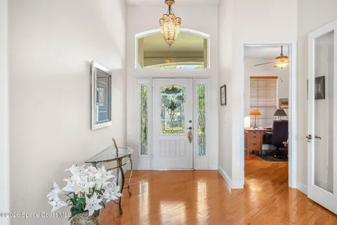 $825,000 | 122 Windward Way, Indian Harbour Beach, FL 32937