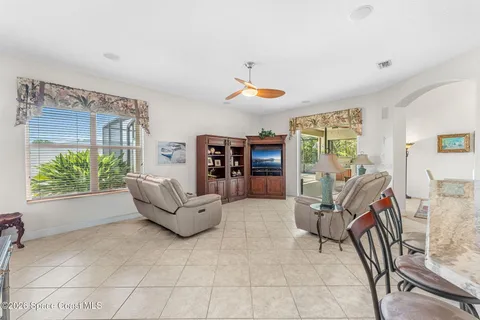 $825,000 | 122 Windward Way, Indian Harbour Beach, FL 32937