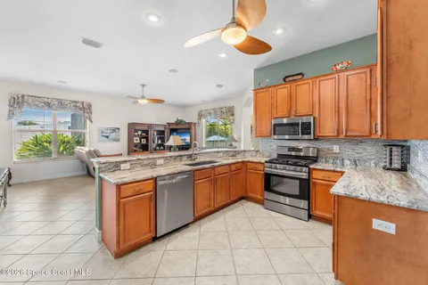 $825,000 | 122 Windward Way, Indian Harbour Beach, FL 32937