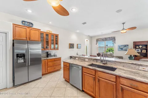 $825,000 | 122 Windward Way, Indian Harbour Beach, FL 32937