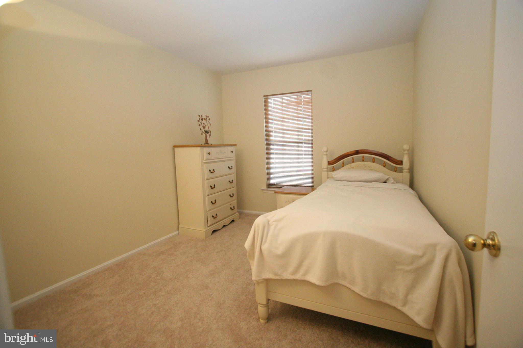 6137 Willowick Lane Springfield, VA 22152 - Photo 11 of 17 Bedroom