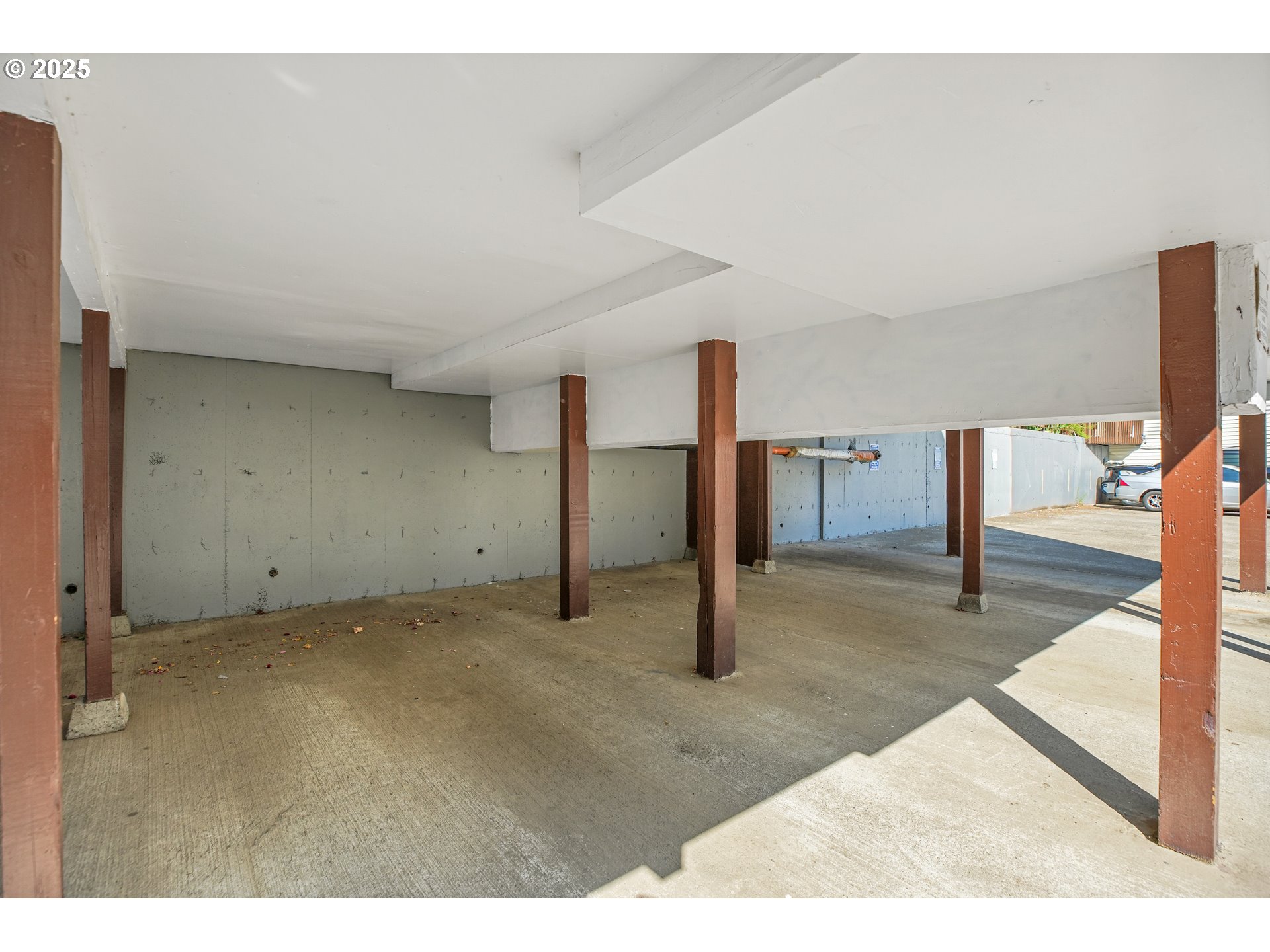 3420 Southwest 126th Avenue Beaverton, OR 97005 - Photo 14 of 45