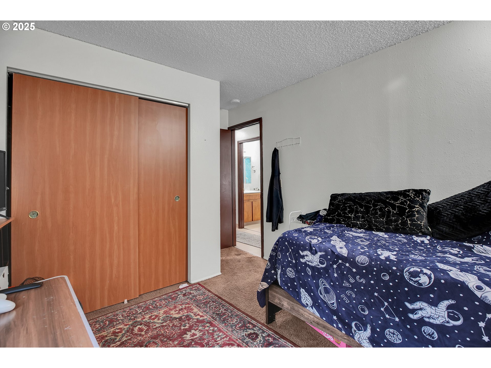 3420 Southwest 126th Avenue Beaverton, OR 97005 - Photo 35 of 45