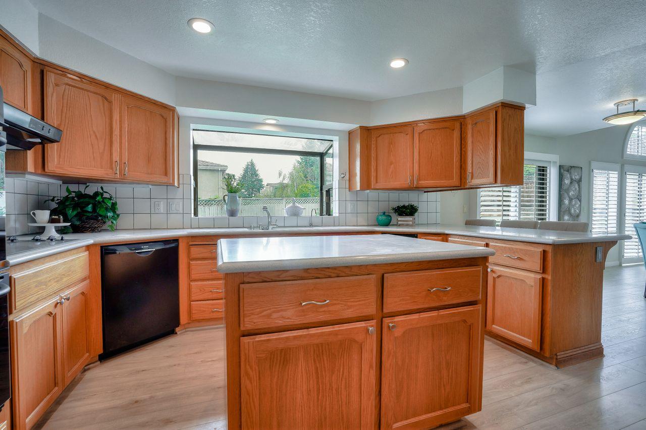 3316 Ridgeview Place Hayward, CA 94541 - Photo 16 of 50 Gallery Image 16
