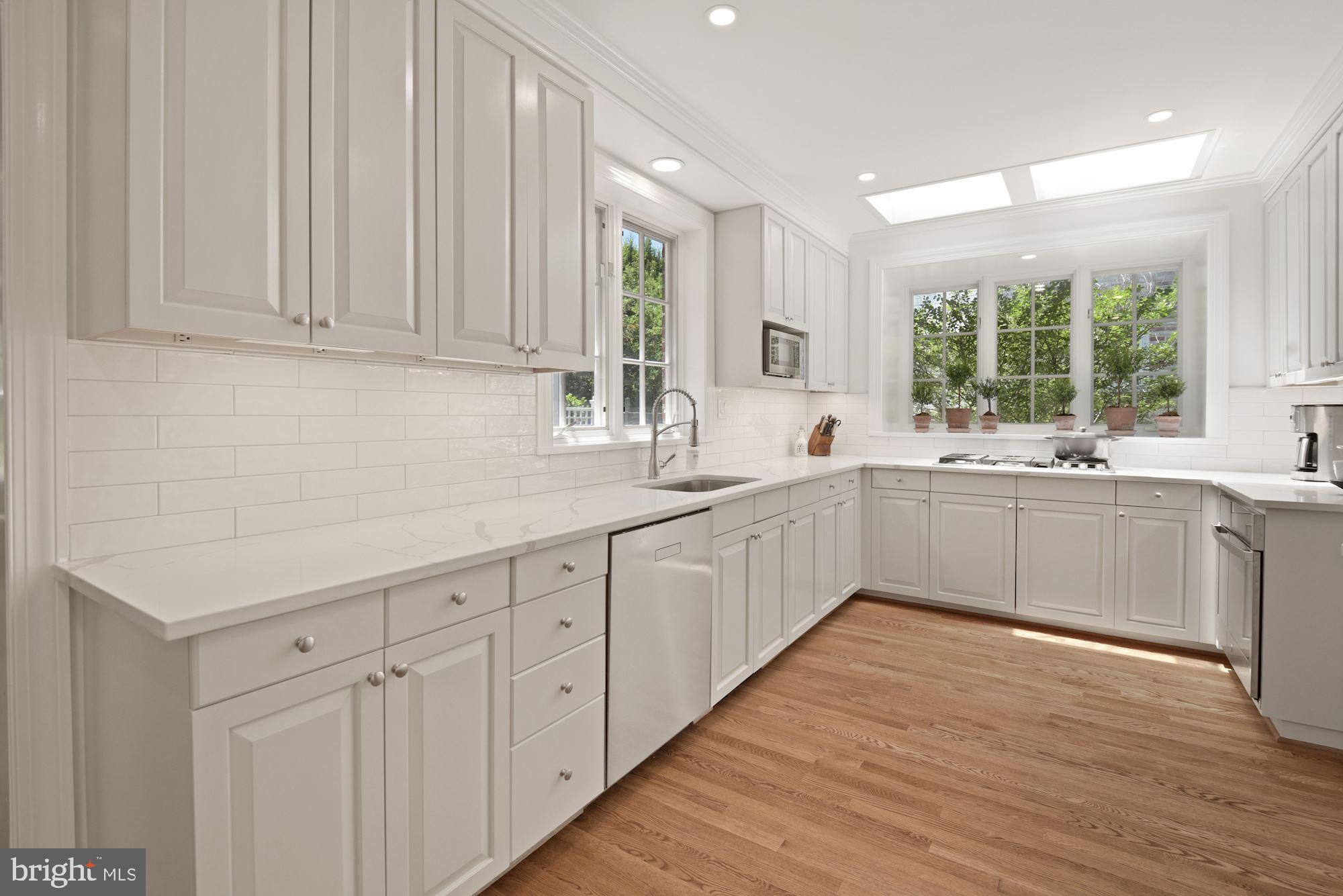 7004 Beechwood Drive Chevy Chase, MD 20815 - Photo 24 of 59 Kitchen