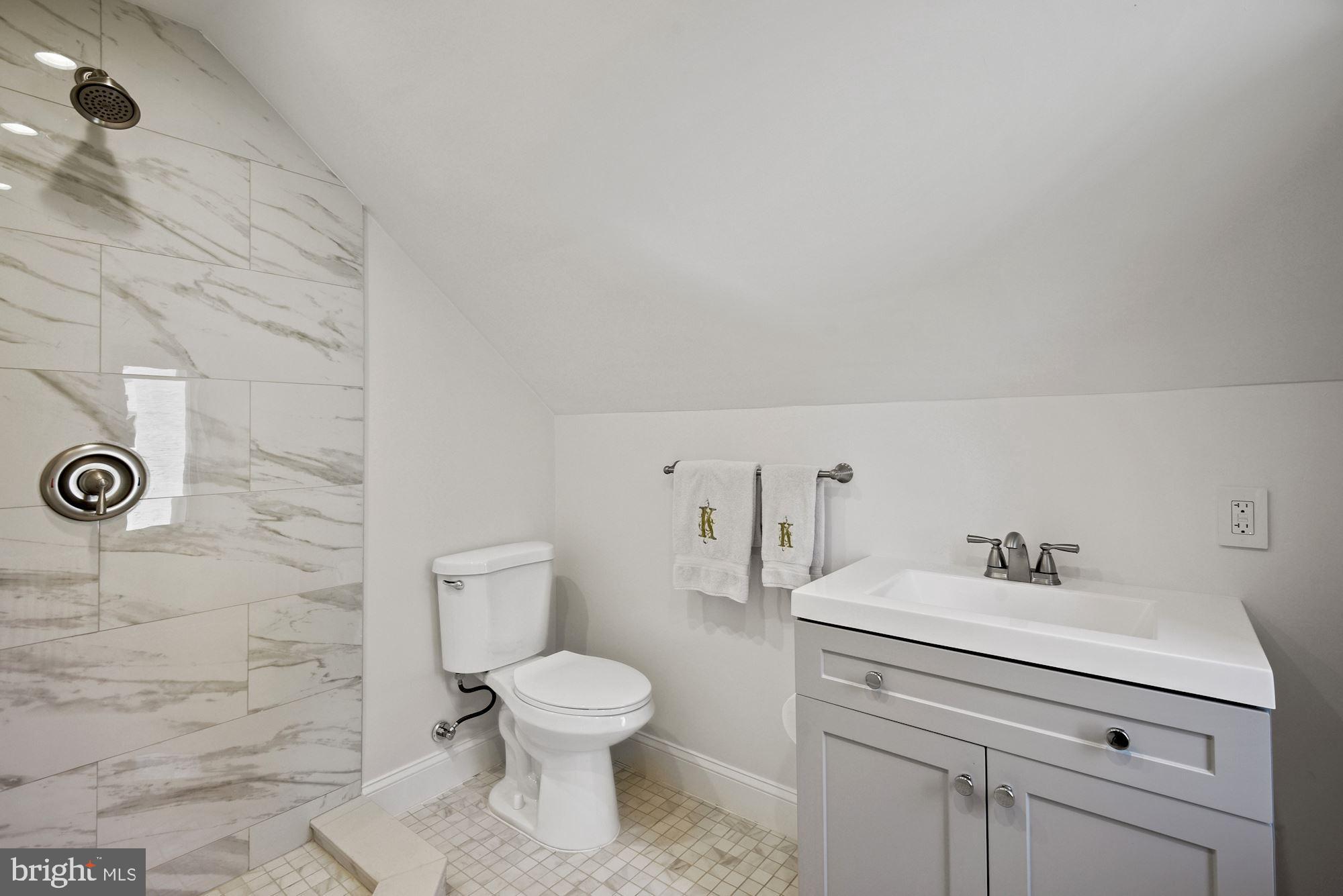 7004 Beechwood Drive Chevy Chase, MD 20815 - Photo 46 of 59 Upper Level Bathroom