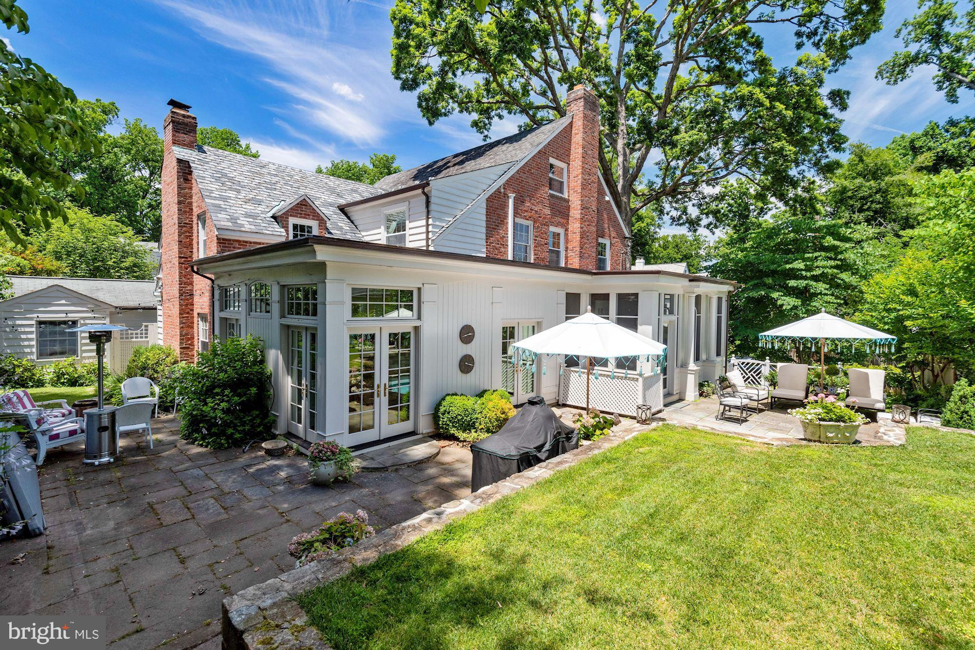 7004 Beechwood Drive Chevy Chase, MD 20815 - Photo 7 of 59 Yard View