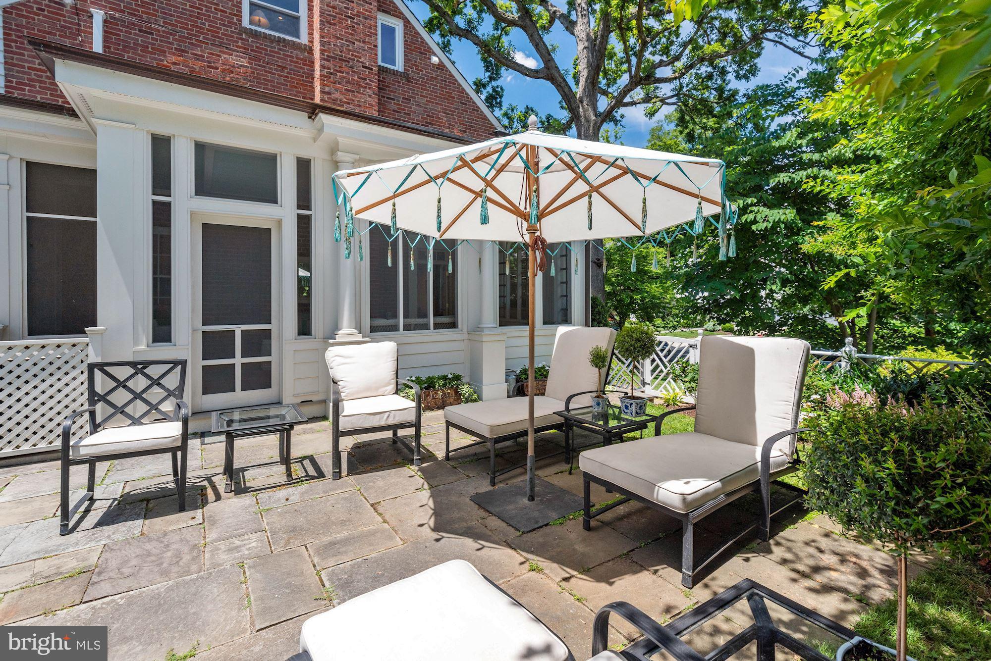 7004 Beechwood Drive Chevy Chase, MD 20815 - Photo 8 of 59 Yard View