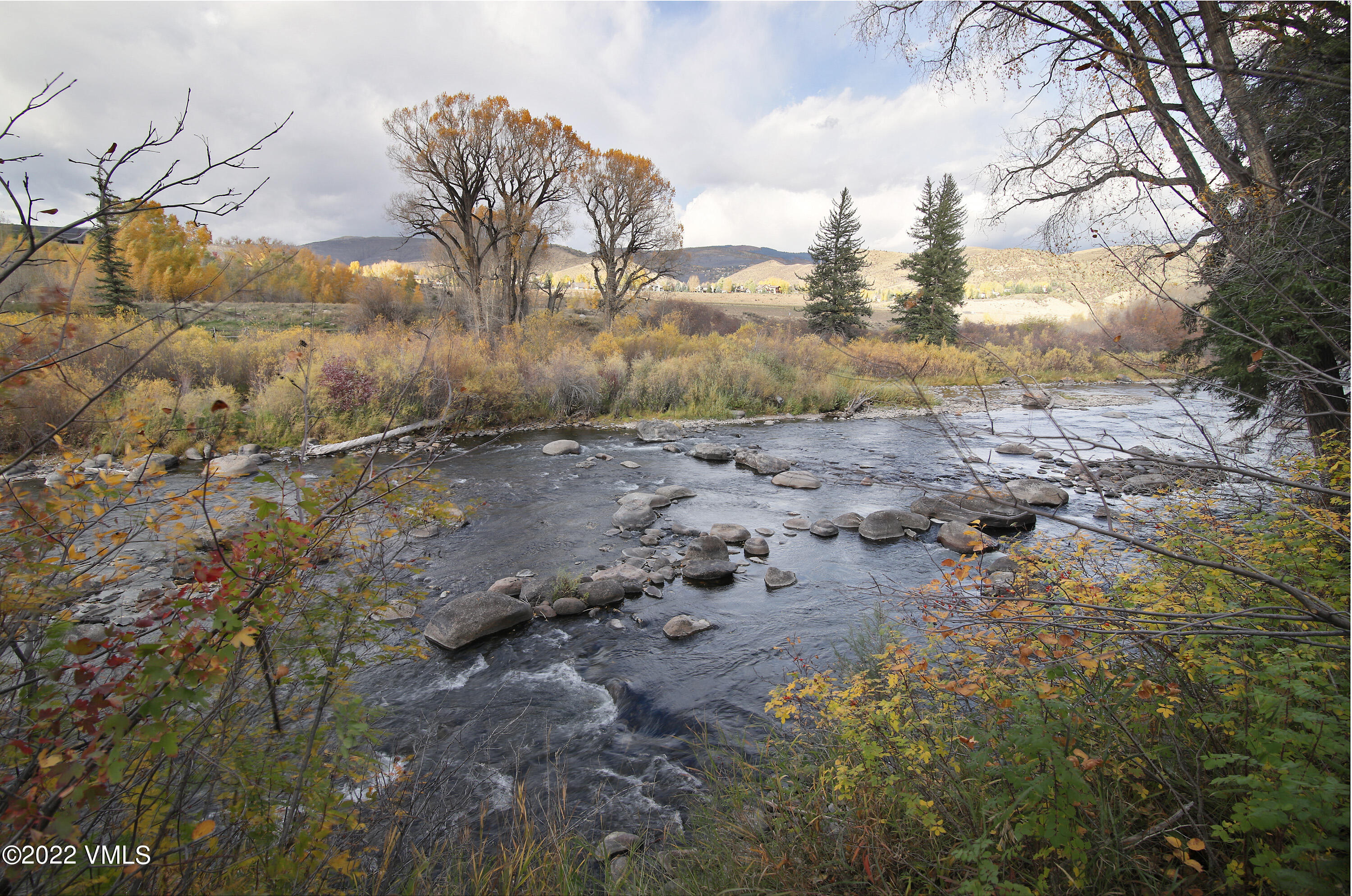 255 Eagle River Road Edwards, CO 81632 - Photo 29 of 33 30_Eagle River View from Patio