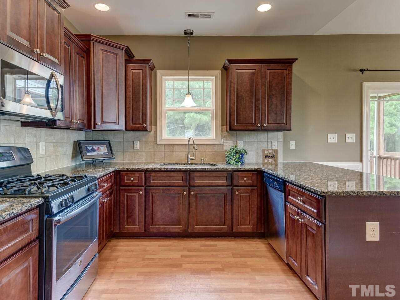 2195 Matthews Road Clayton, NC 27520 - Photo 12 of 30