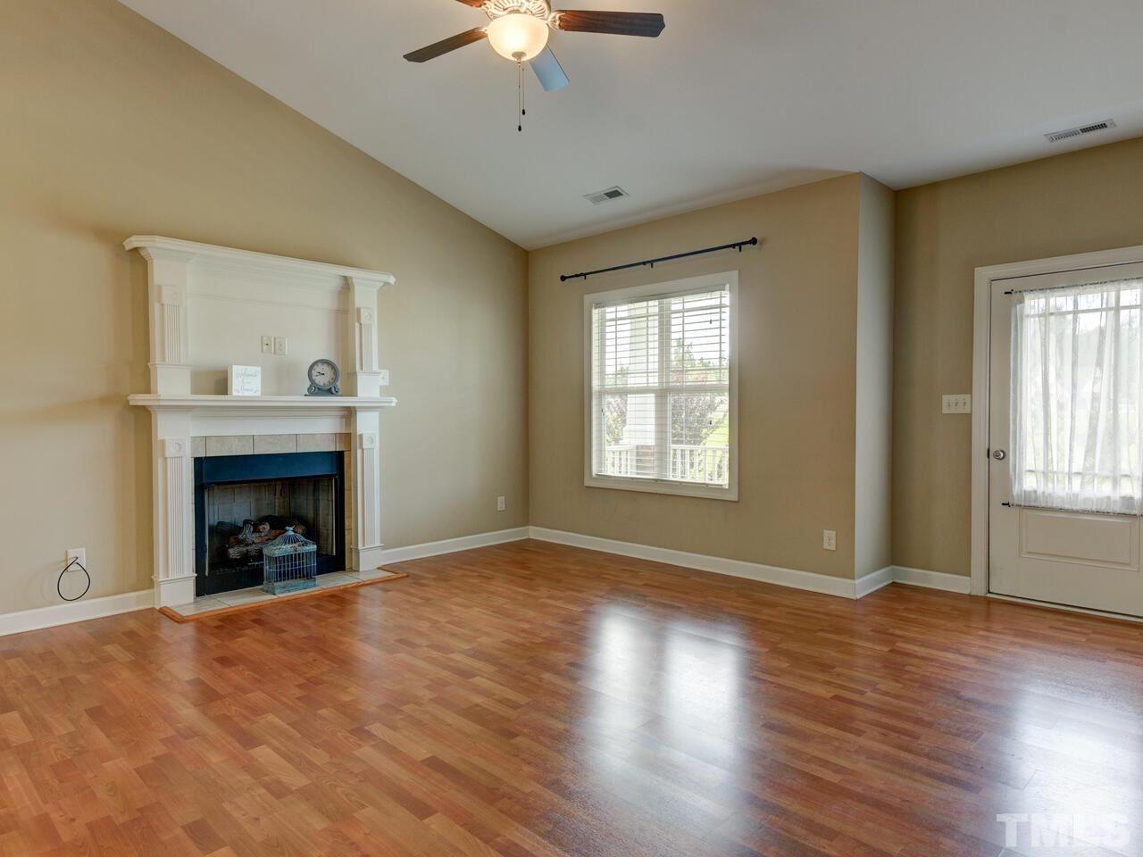 2195 Matthews Road Clayton, NC 27520 - Photo 3 of 30