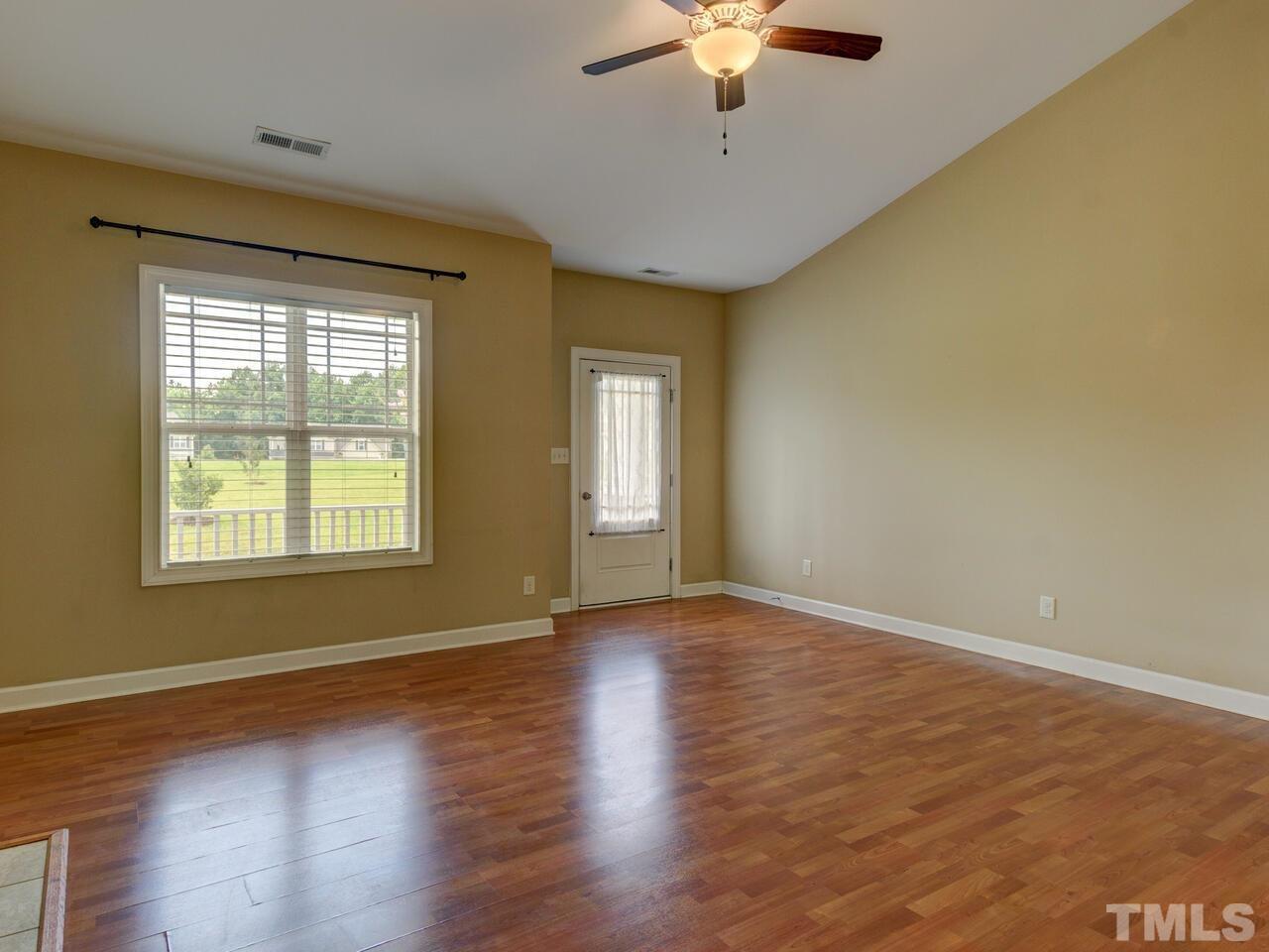 2195 Matthews Road Clayton, NC 27520 - Photo 4 of 30