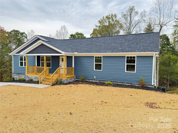 $415,000 | 1205 Summerhill Street, Lenoir, NC 28645